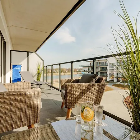 Oskar - Basen & - Apartment
