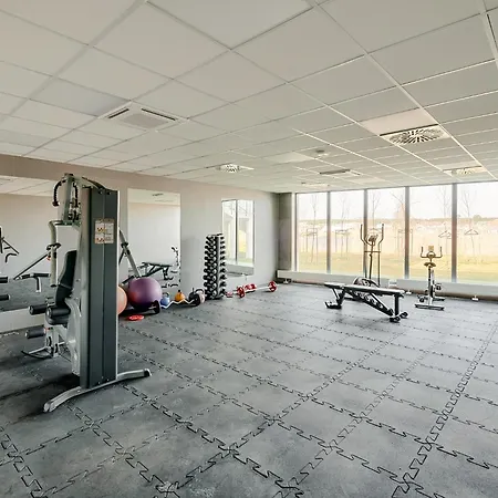 Oskar - Basen & - * Dziwnów