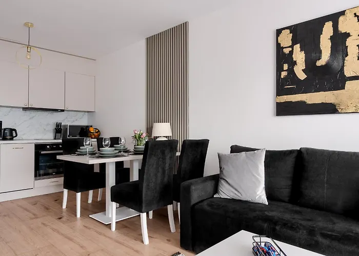 Oskar - Basen & - * Dziwnow